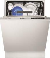 Встраиваемая посудомоечная машина Electrolux ESL 7525