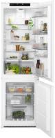 Встраиваемый холодильник Electrolux RNS 7TE18 S (925 501 107)